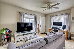 1018 Wall Street SE, Everett, WA 98201 - Photo 6