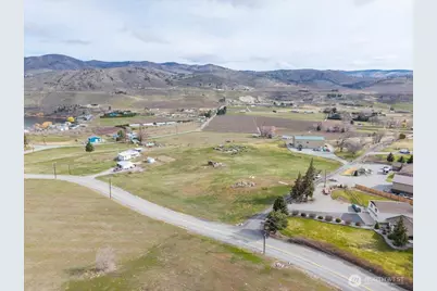 1594 Green Avenue, Manson, WA 98831 - Photo 24