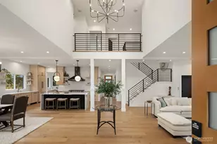 12226 NE 70th St, Kirkland, WA 98033 - Photo 2