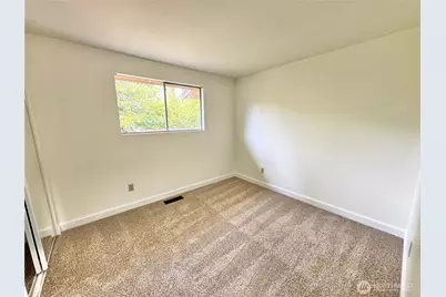 807 Grimes Road, Bothell, WA 98012 - Photo 12