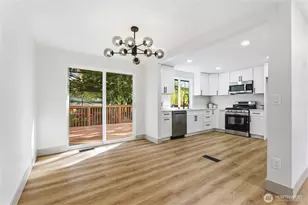 2775 SE Converse Cir, Port Orchard, WA 98366 - Photo 4