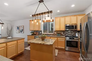 8225 1st Pl SE, Lake Stevens, WA 98258 - Photo 12