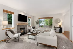 8225 1st Pl SE, Lake Stevens, WA 98258 - Photo 4