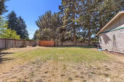 15103 1510 15th Avenue E, Tacoma, WA 98445 - Photo 4