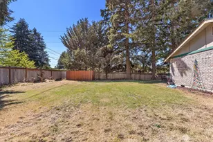 15103 1510 15th Ave E, Tacoma, WA 98445 - Photo 4