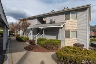 2305 W Woodin Ave, Chelan, WA 98816 - Photo 20