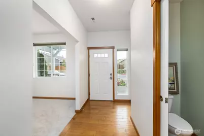 139 S 47th Street, Mount Vernon, WA 98274 - Photo 4