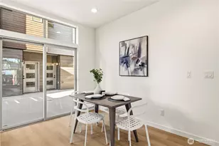 3817 B Fremont Ave N, Seattle, WA 98103 - Photo 12