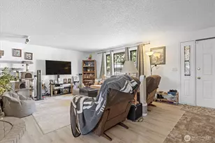 15107 1510 15th Ave E, Tacoma, WA 98445 - Photo 2