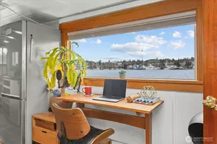 2706 Westlake Ave N, Seattle, WA 98109 - Photo 12