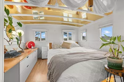 2706 Westlake Avenue N #01A, Seattle, WA 98109 - Photo 22