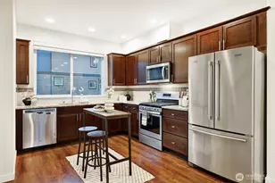 7909 229th Pl SW, Edmonds, WA 98026 - Photo 18