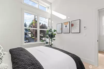 7350 22nd Avenue NW #B, Seattle, WA 98117 - Photo 18