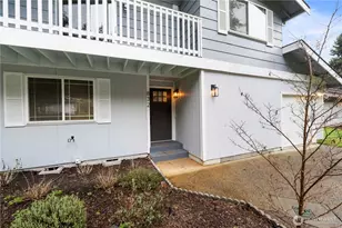 832 Torrey St SE, Olympia, WA 98513 - Photo 2