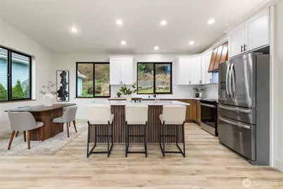 647 Rainbow Drive, Sedro Woolley, WA 98284 - Photo 6