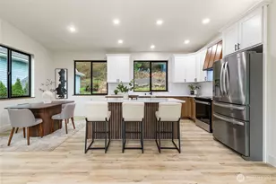 647 Rainbow Dr, Sedro Woolley, WA 98284 - Photo 6