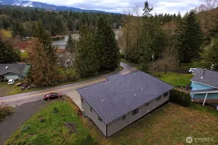647 Rainbow Dr, Sedro Woolley, WA 98284 - Photo 4