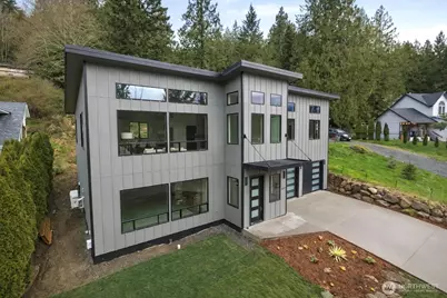 647 Rainbow Drive, Sedro Woolley, WA 98284 - Photo 2