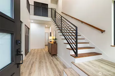 647 Rainbow Drive, Sedro Woolley, WA 98284 - Photo 4