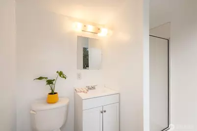 13744 Ashworth Avenue N, Seattle, WA 98133 - Photo 26