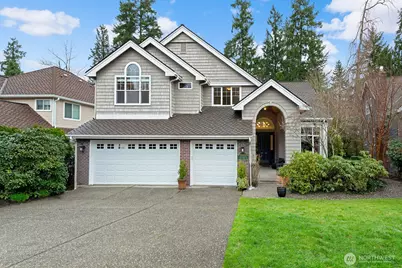 10810 177th Court NE, Redmond, WA 98052 - Photo 2