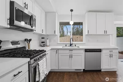 1996 Snowridge Avenue, Port Orchard, WA 98366 - Photo 14