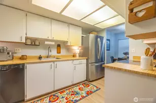 17514 151st Ave SE, Renton, WA 98058 - Photo 10