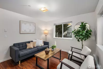 3322 SW 148th Street #E7, Lynnwood, WA 98087 - Photo 2