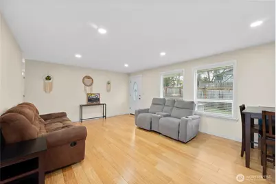 7642 S Thompson Avenue, Tacoma, WA 98408 - Photo 6