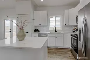 112 Sunwest Dr, Ephrata, WA 98823 - Photo 6