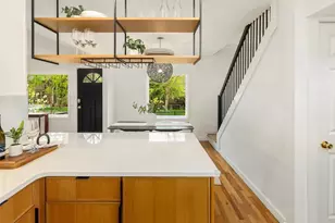8205 18th Ave NE, Seattle, WA 98115 - Photo 12