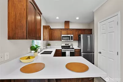 18926 21st Ave W, Lynnwood, WA 98036 - Photo 4