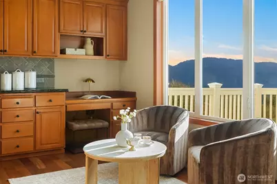 2449 NE Davis Loop, Issaquah, WA 98029 - Photo 6