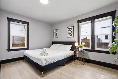 5506 5th Avenue NW, Seattle, WA 98017 - Photo 8