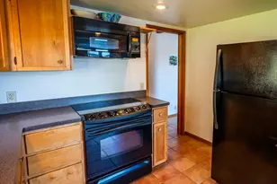 239 Shoreland Dr, Lopez Island, WA 98261 - Photo 10