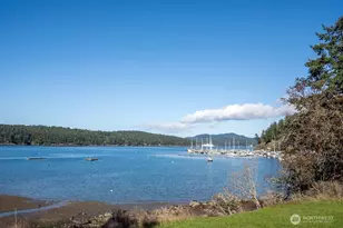 239 Shoreland Dr, Lopez Island, WA 98261 - Photo 22