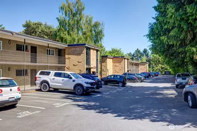 3814 11th Avenue W #Apt 23, Seattle, WA 98119 - Photo 2