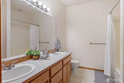 11307 13th Street SE, Lake Stevens, WA 98258 - Photo 18