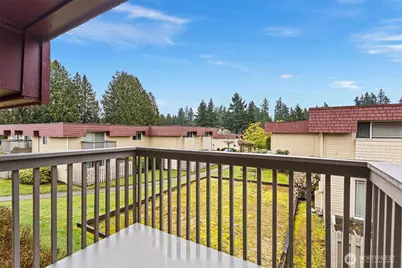 14200 SE 6th Street #57, Bellevue, WA 98007 - Photo 4