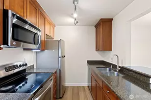 14200 SE 6th St, Bellevue, WA 98007 - Photo 6