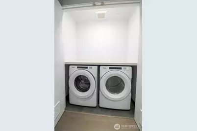 188 Bellevue Way NE #1404, Bellevue, WA 98004 - Photo 8