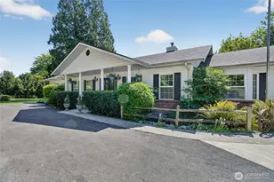 20070 Park Ridge Ln, Sedro Woolley, WA 98284 - Photo 1