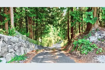 157 Xx 72nd Avenue W, Edmonds, WA 98026 - Photo 2