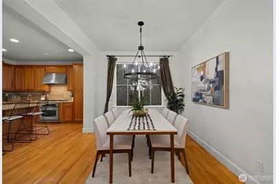 1717 100th Avenue NE, Bellevue, WA 98004 - Photo 12