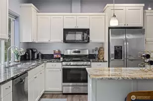 26568 221st Pl SE, Maple Valley, WA 98038 - Photo 6