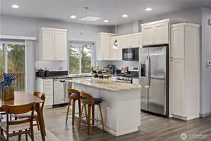 26568 221st Pl SE, Maple Valley, WA 98038 - Photo 10