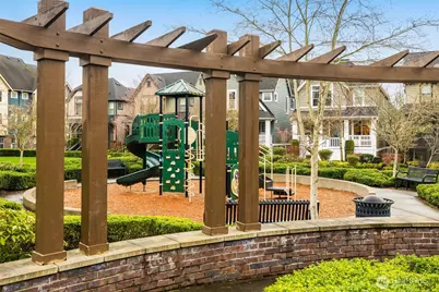 365 NE Denny Way, Issaquah, WA 98029 - Photo 38