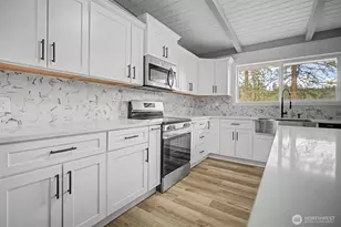 9406 Glencove Rd NW, Gig Harbor, WA 98329 - Photo 16