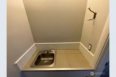 6221 S 129th Street, Seattle, WA 98178 - Photo 8