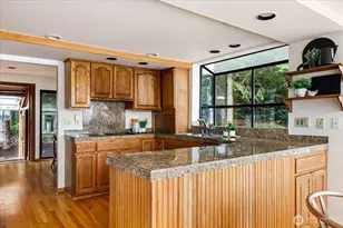 4612 Cypress Dr, Anacortes, WA 98221 - Photo 16